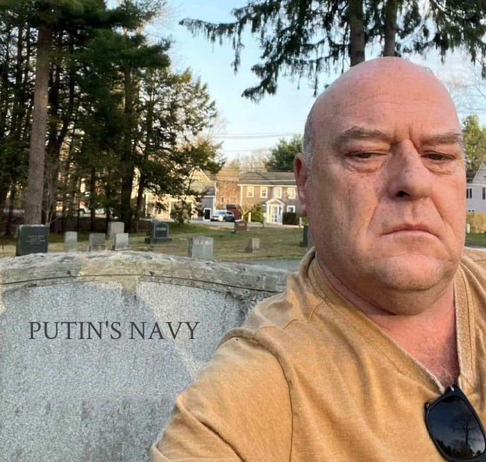 Dean Norris' gravestone selfie