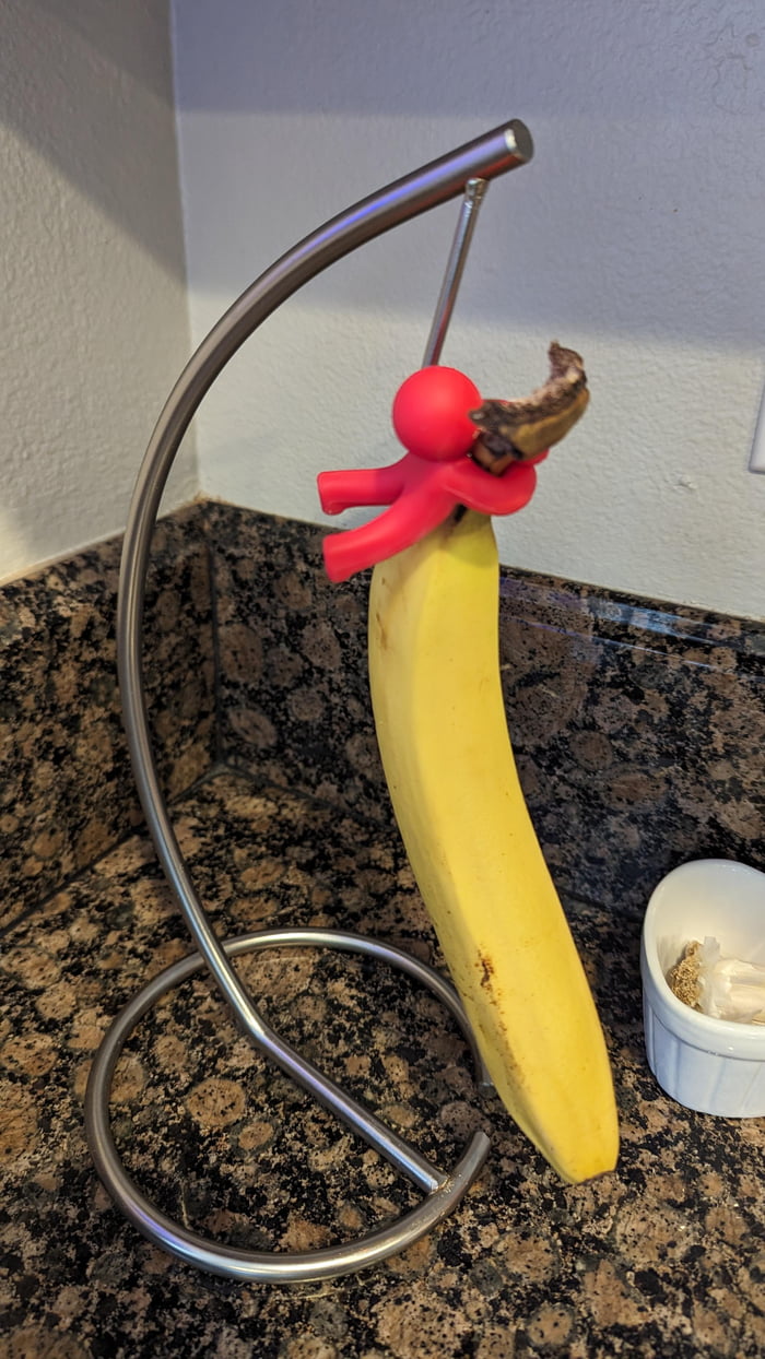 You can use a spoon saver to cling onto you last banana
