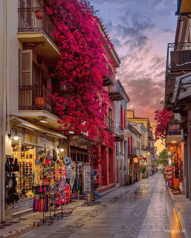 Alleys in Greece, nafplio