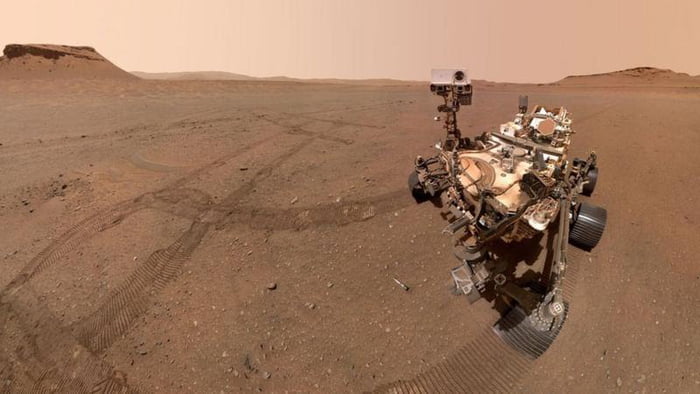 Why do all pictures of Mars rover look like a game from 2003 Image